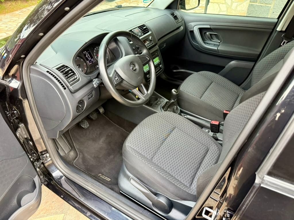 2014 Škoda FABIA - 8
