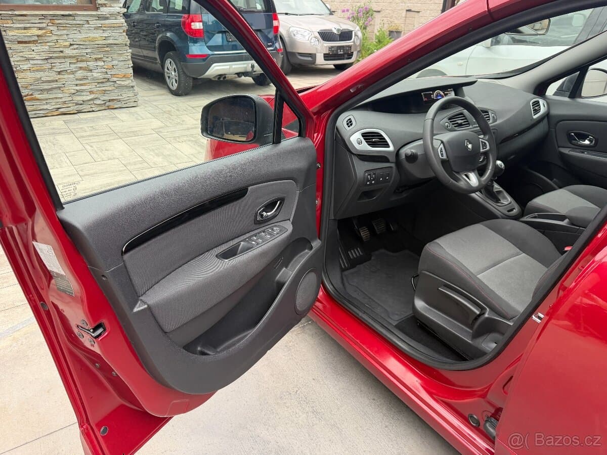 2012 Renault SCENIC - 8