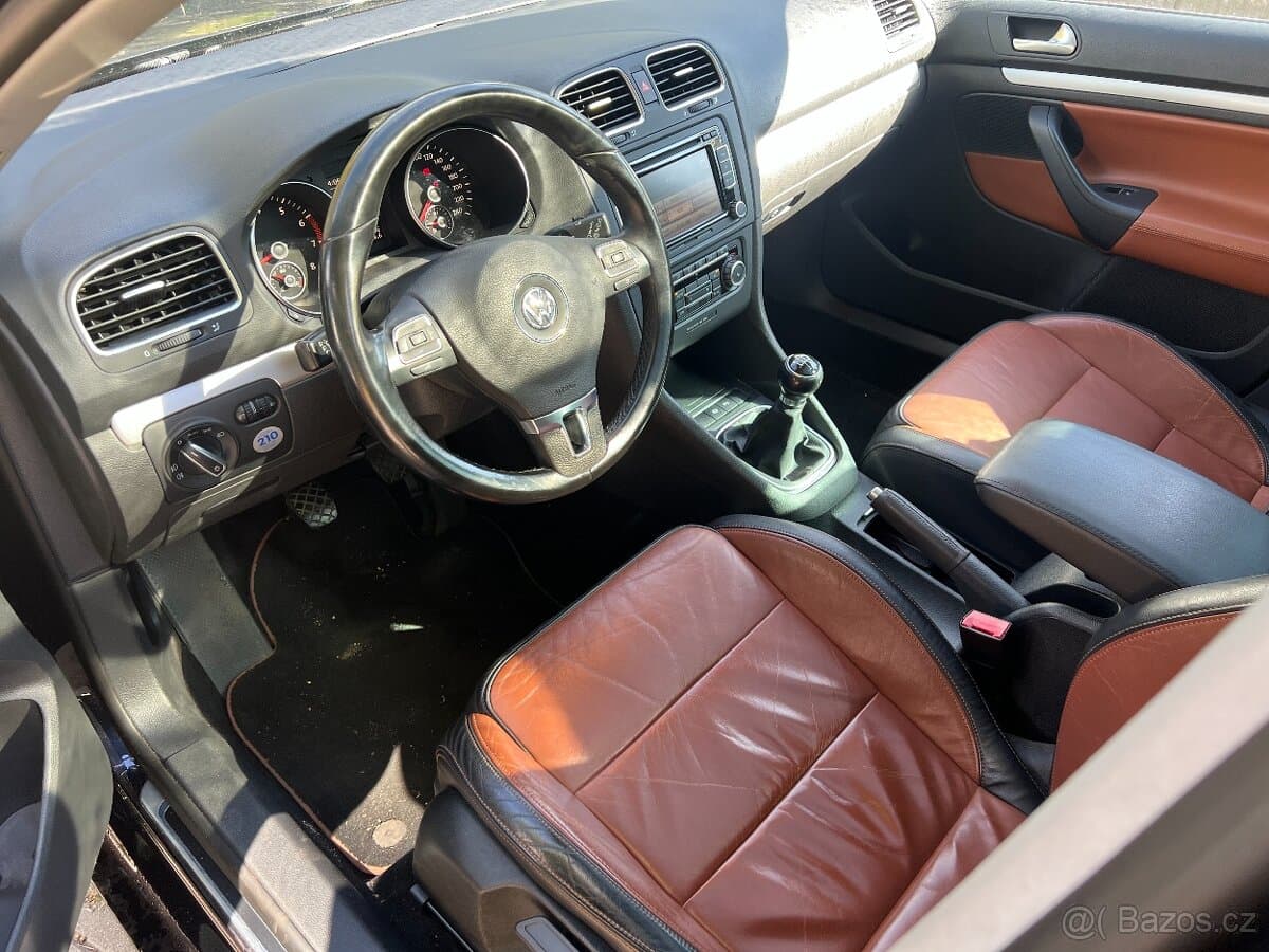 2010 Volkswagen GOLF - 8