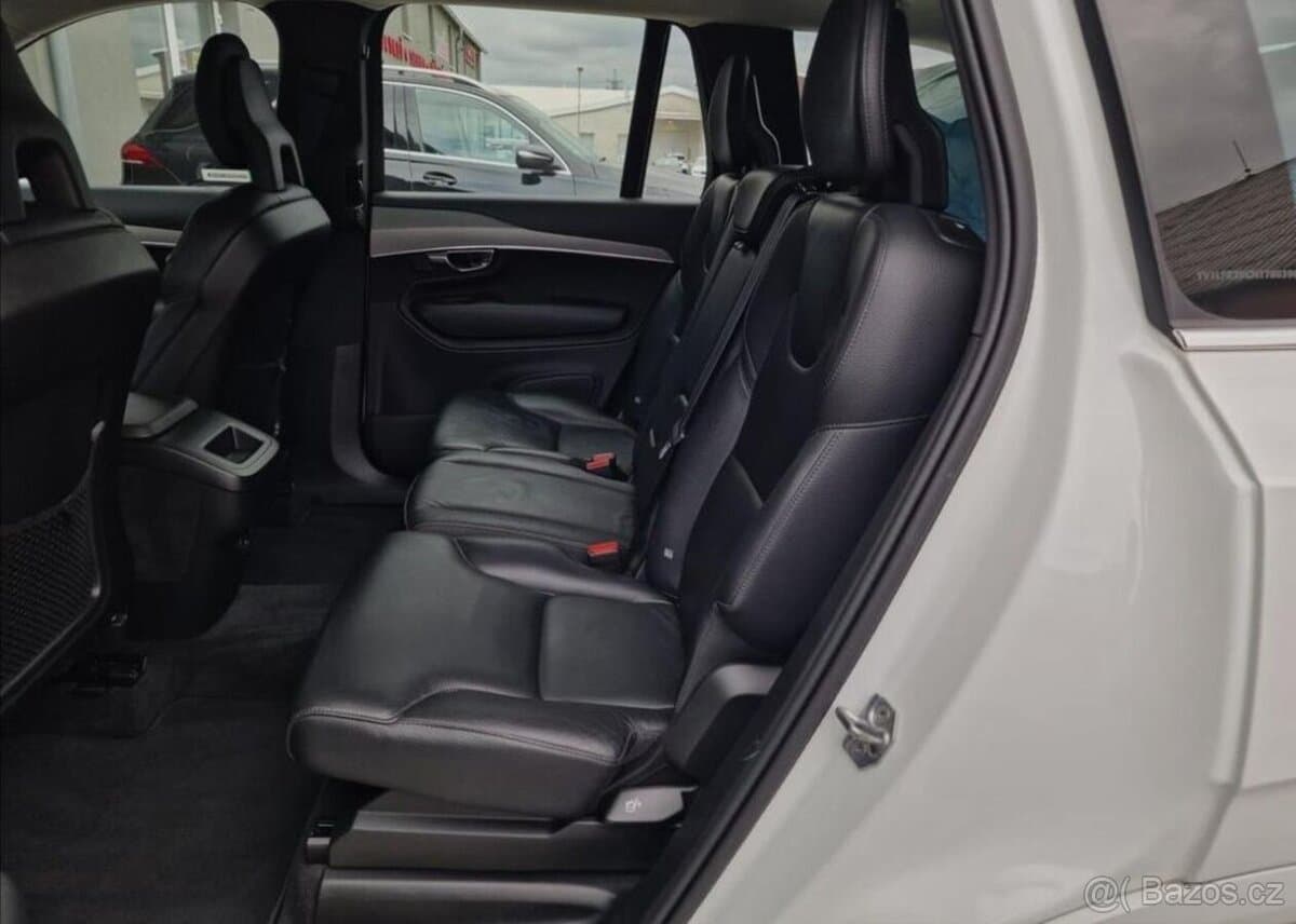 2021 Volvo XC90 - 8