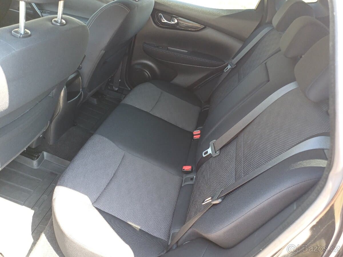 2015 Nissan QASHQAI - 8