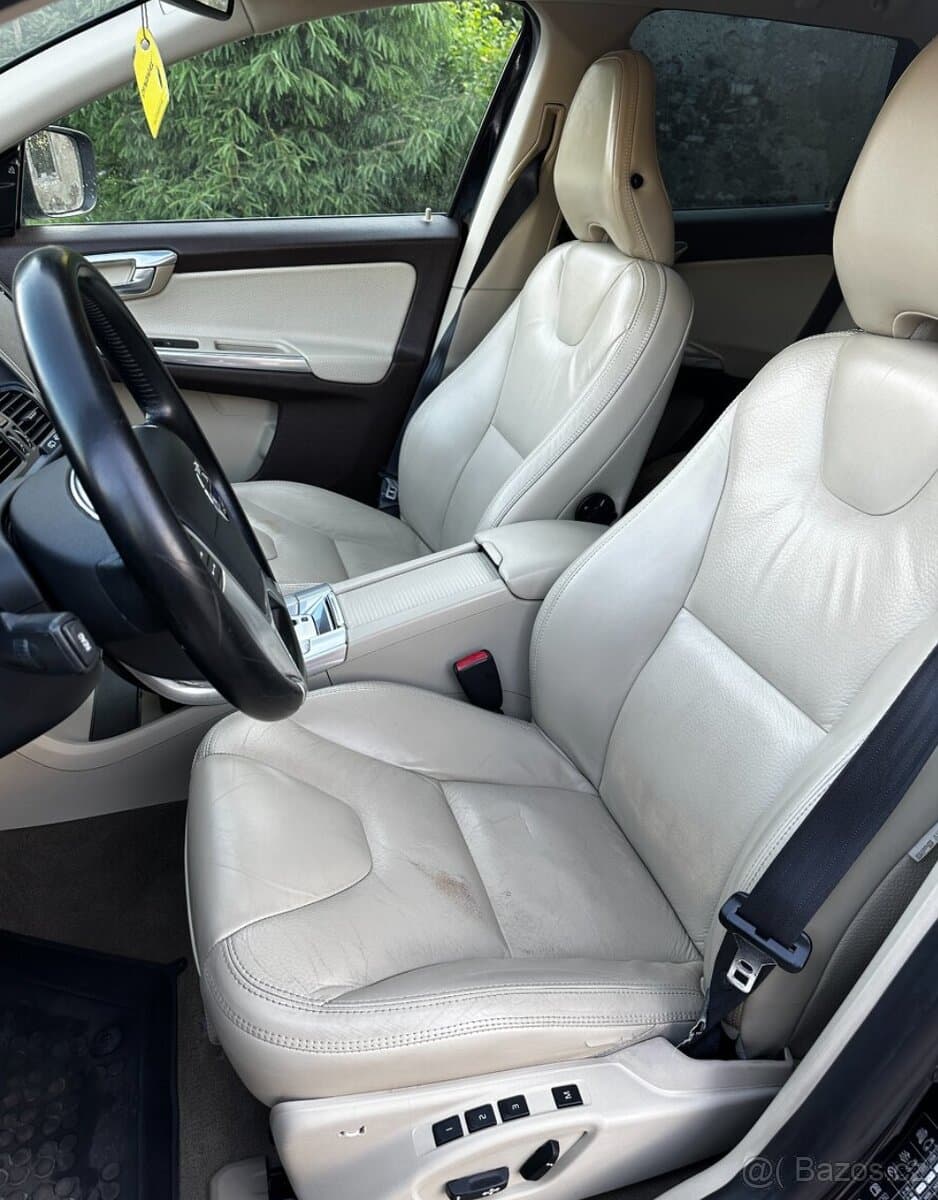 Volvo XC60 - 8