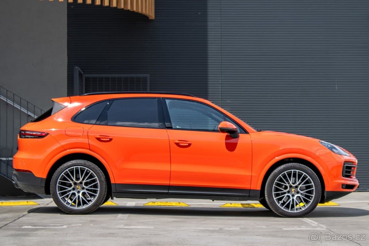 2021 Porsche CAYENNE - 8
