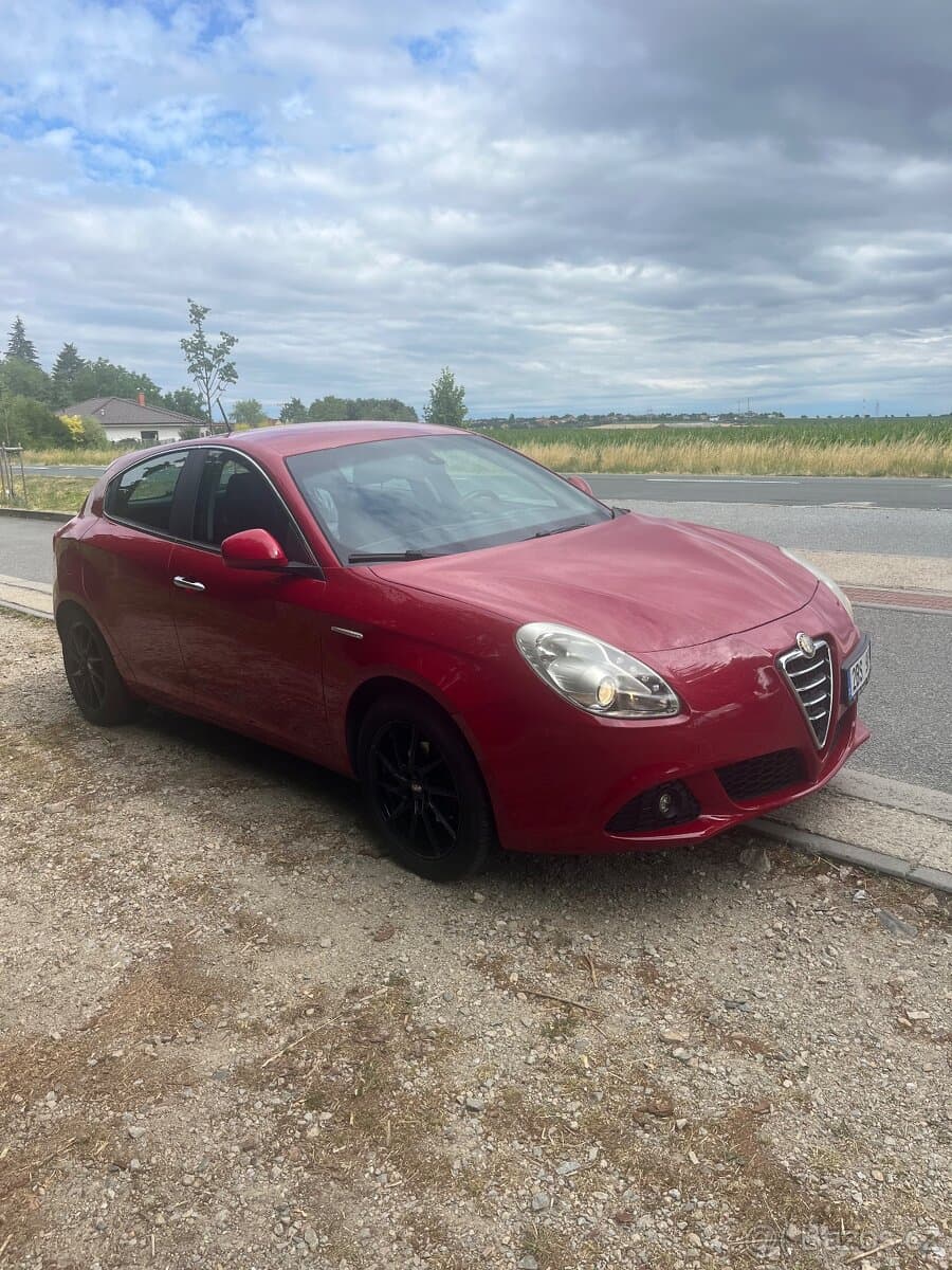 2011 Alfa Romeo GIULIETTA - 8