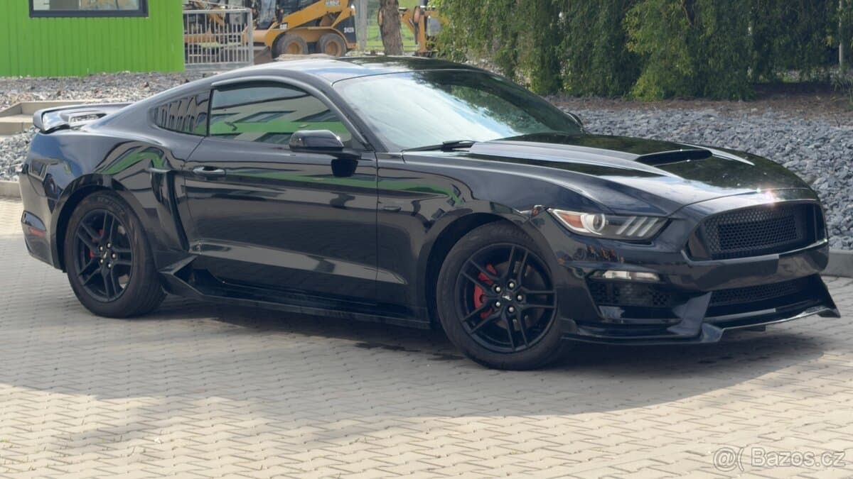 2017 Ford MUSTANG - 8