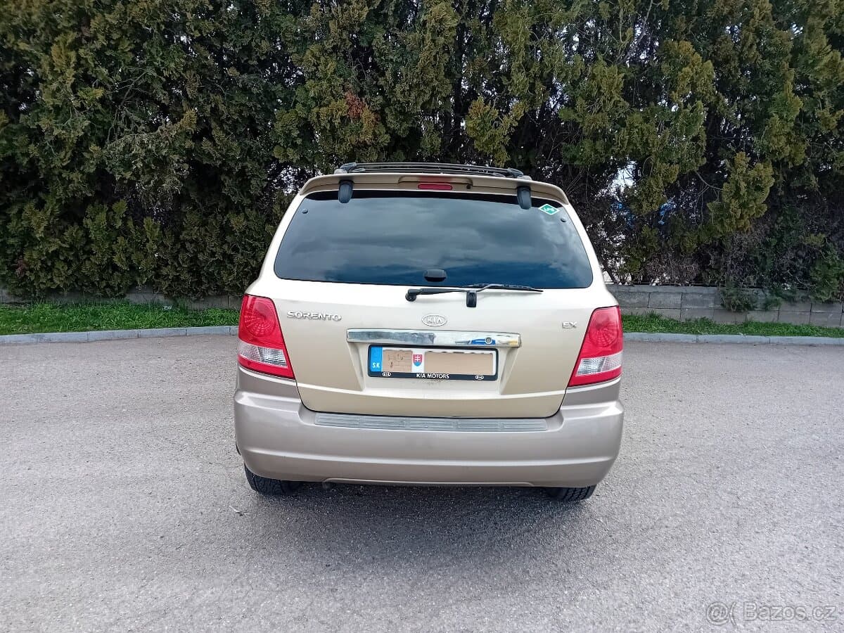 2005 Kia SORENTO - 8