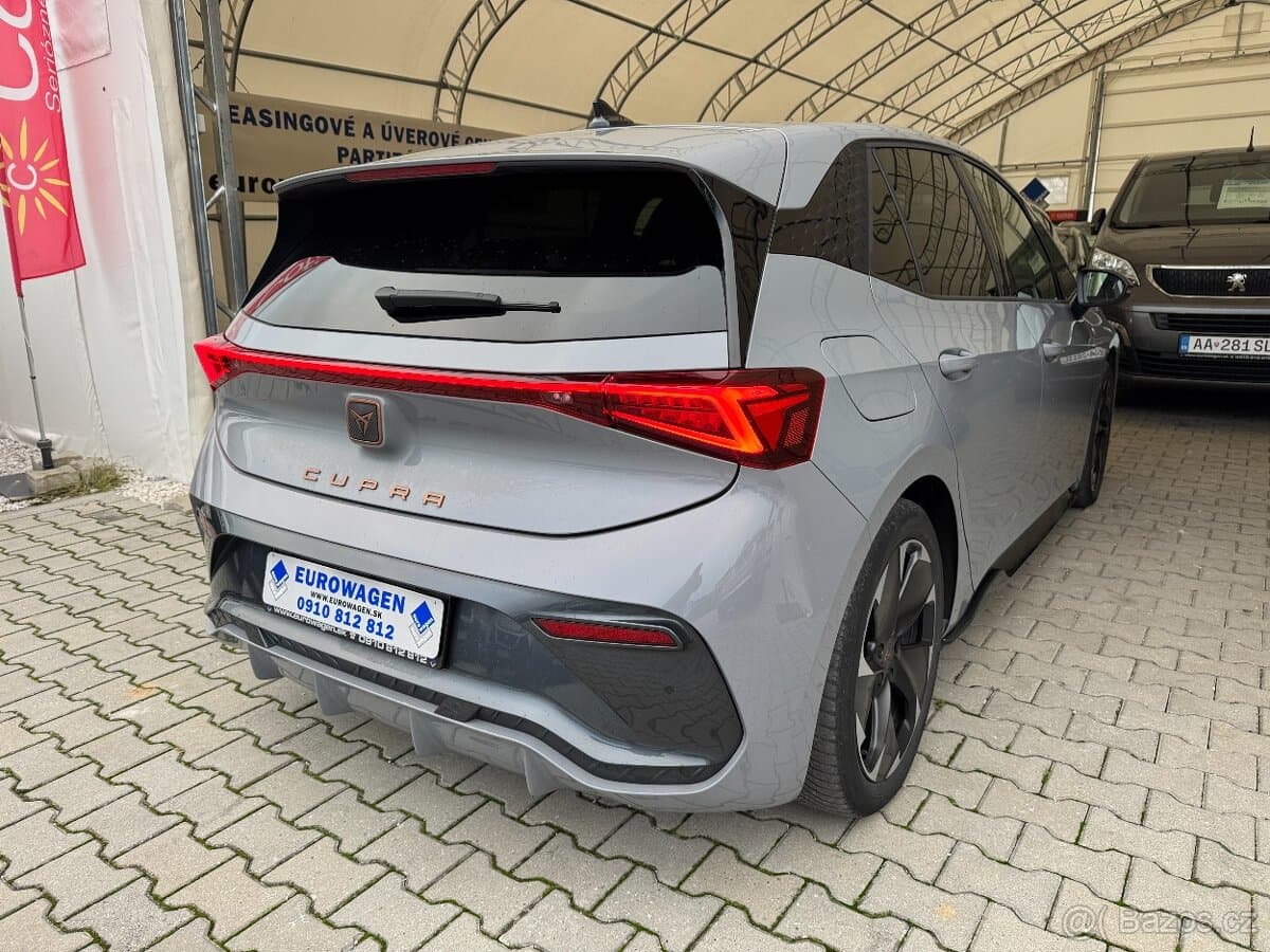 2023 Cupra BORN - 8