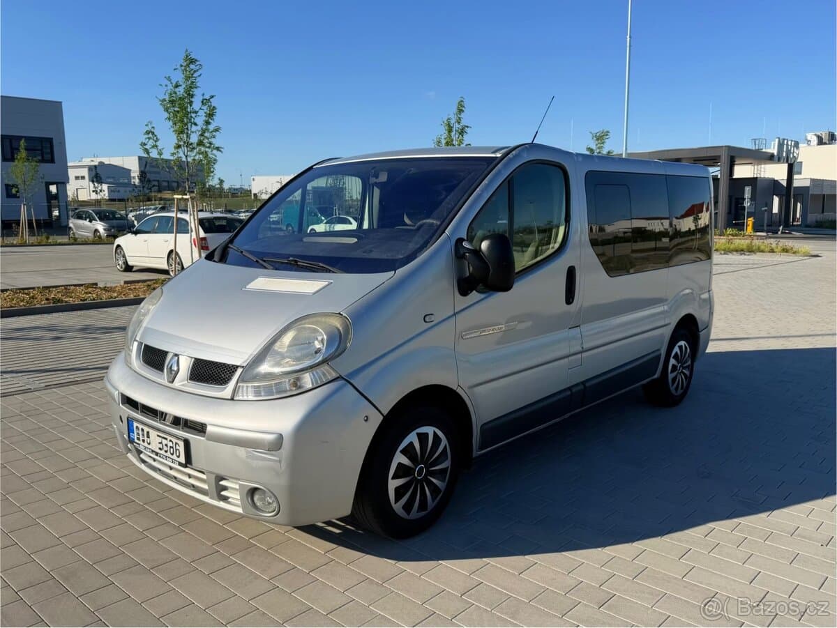 2005 Renault TRAFIC - 8