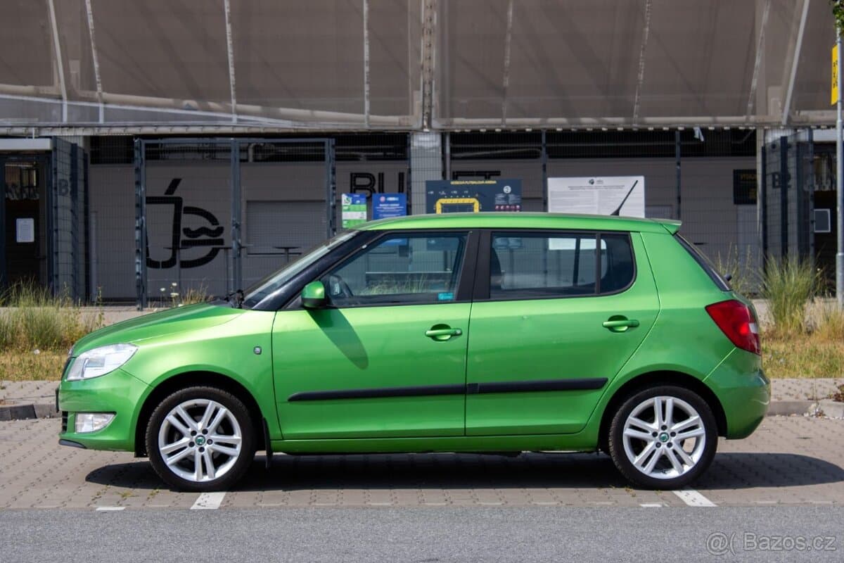 2011 Škoda FABIA - 8