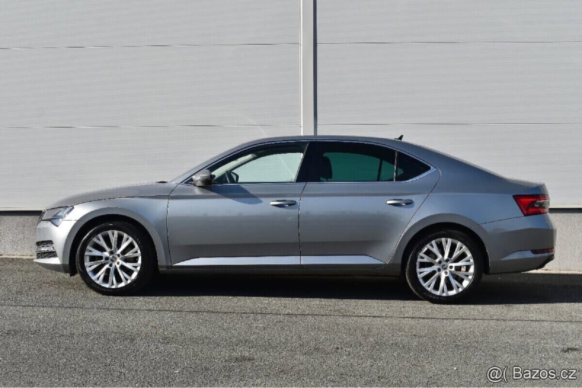 2023 Škoda SUPERB - 8