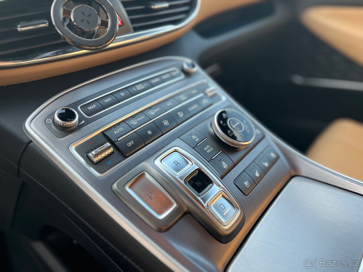 2023 Hyundai SANTA FE - 8