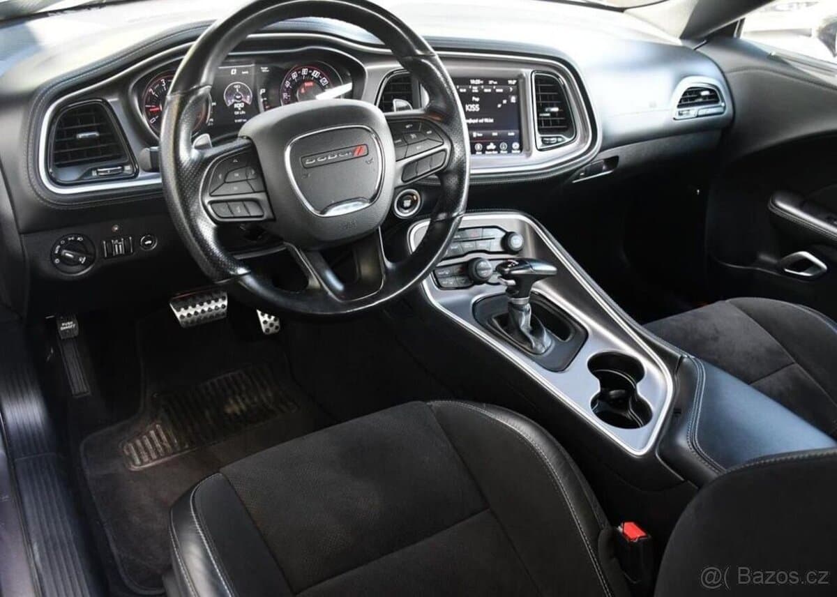 2020 Dodge CHALLENGER - 8