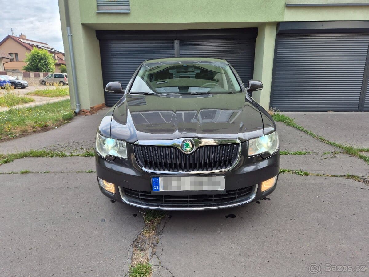 2009 Škoda SUPERB - 8