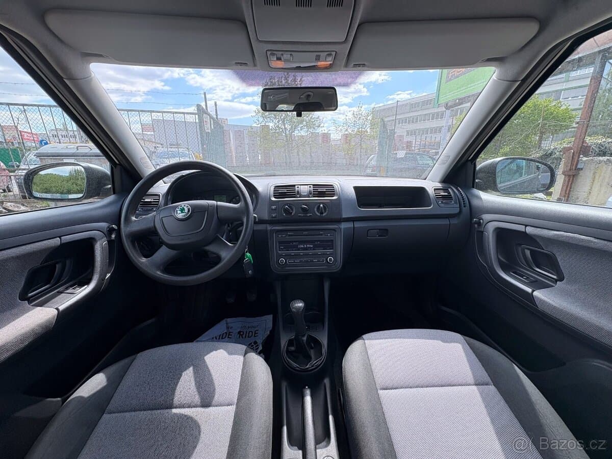 2011 Škoda FABIA - 8