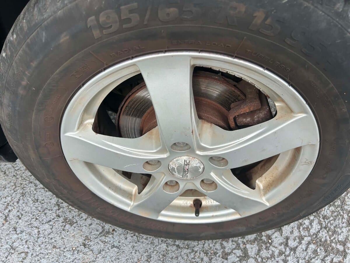 2011 Kia VENGA - 8
