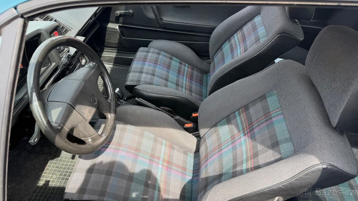 1990 Volkswagen CC - 8