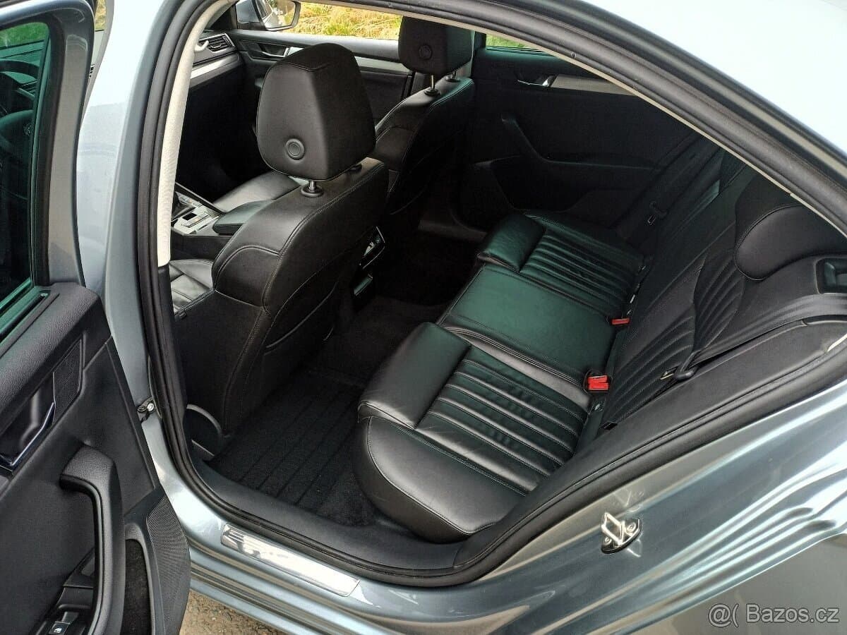 2016 Škoda SUPERB - 8