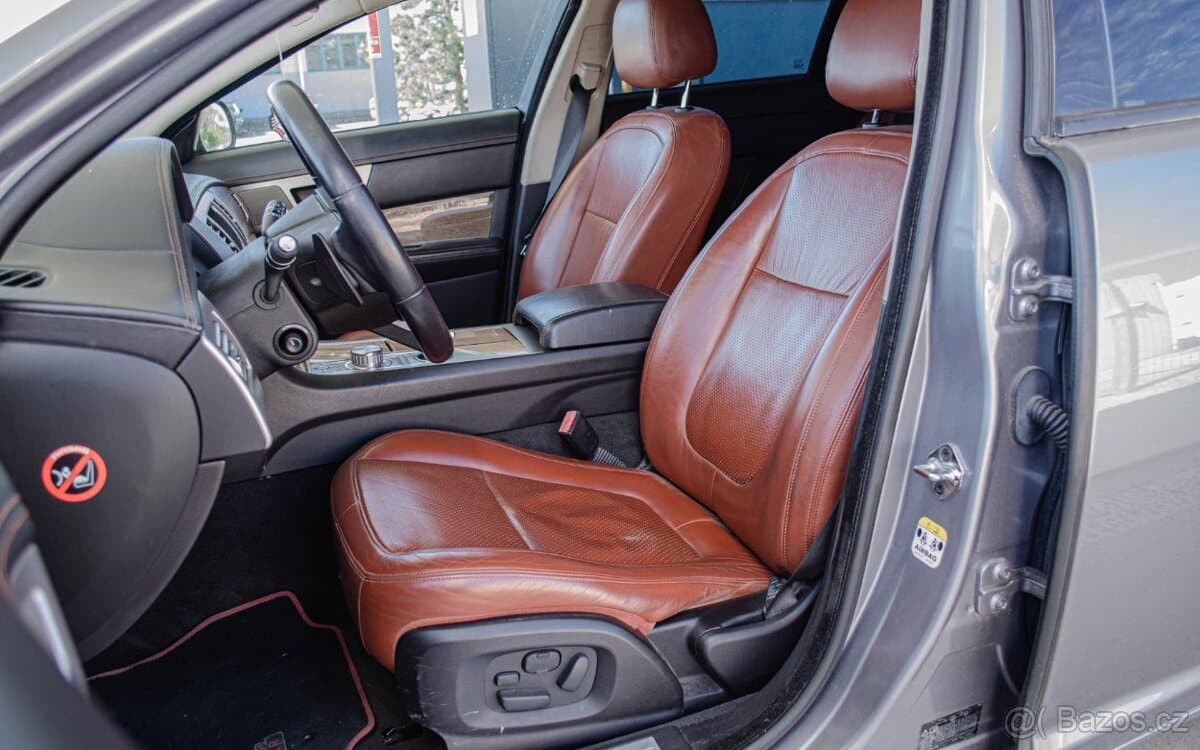 2008 Jaguar XF - 8