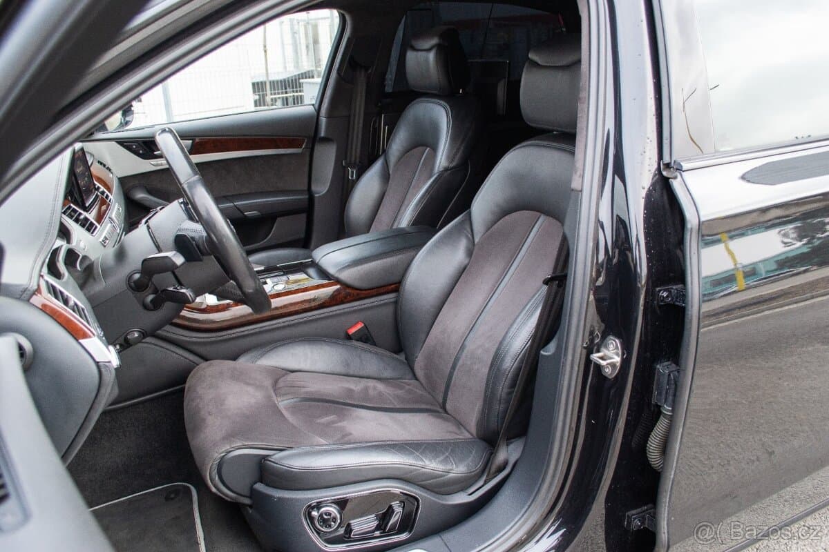 2013 Audi A8 - 8