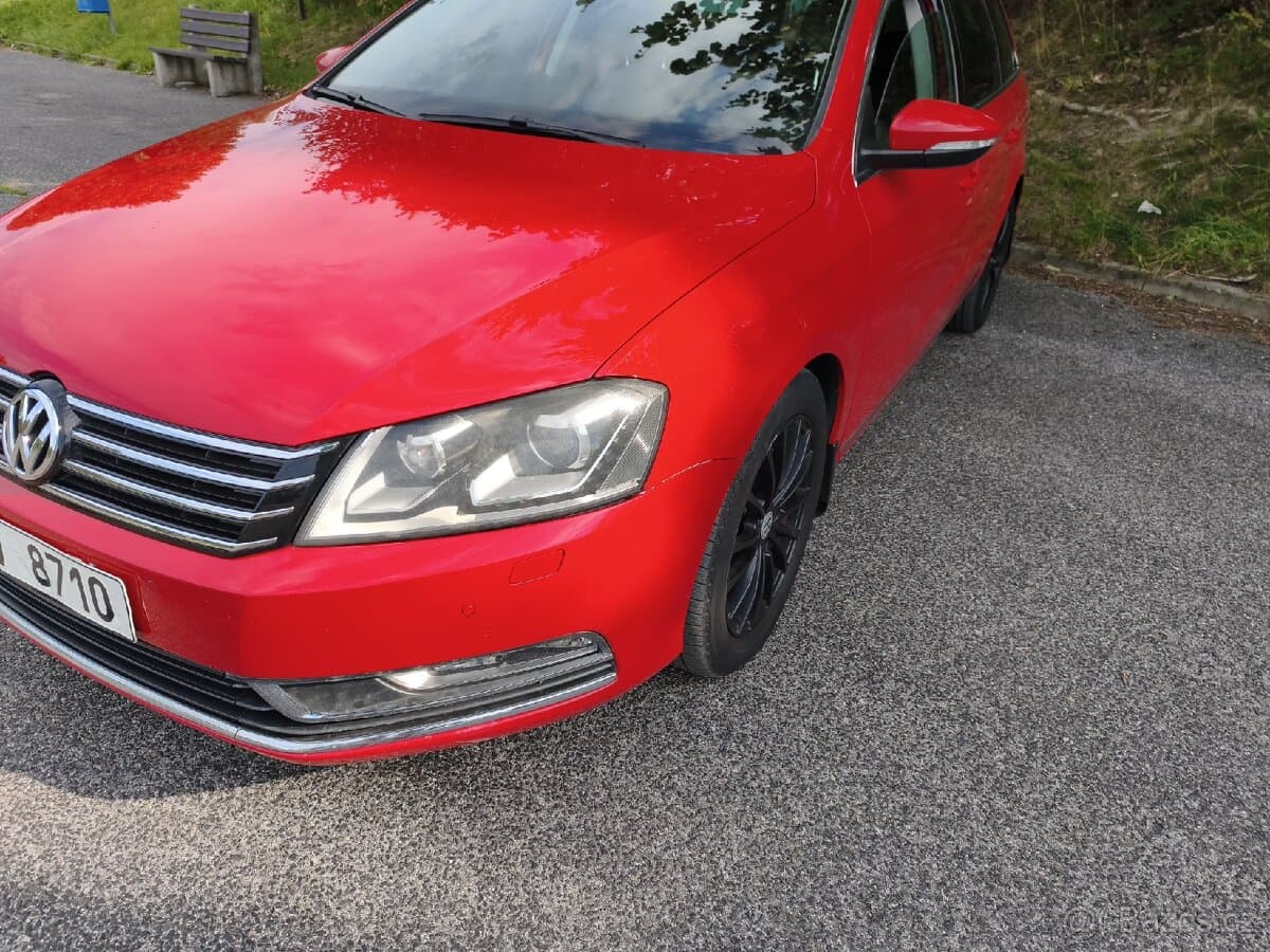 Volkswagen PASSAT - 8