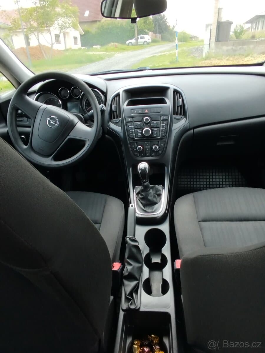 2015 Opel ASTRA - 8