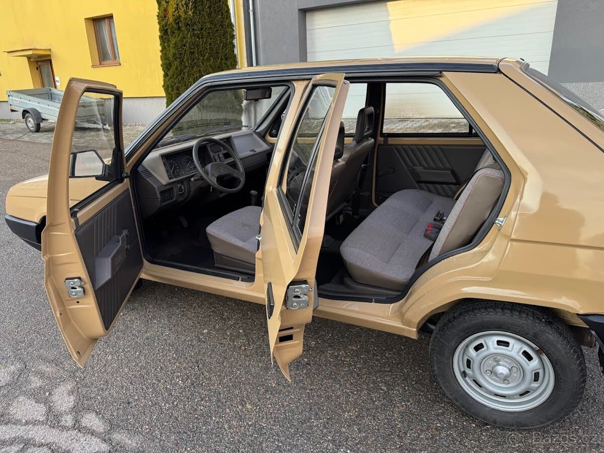 1990 Škoda FAVORIT - 8