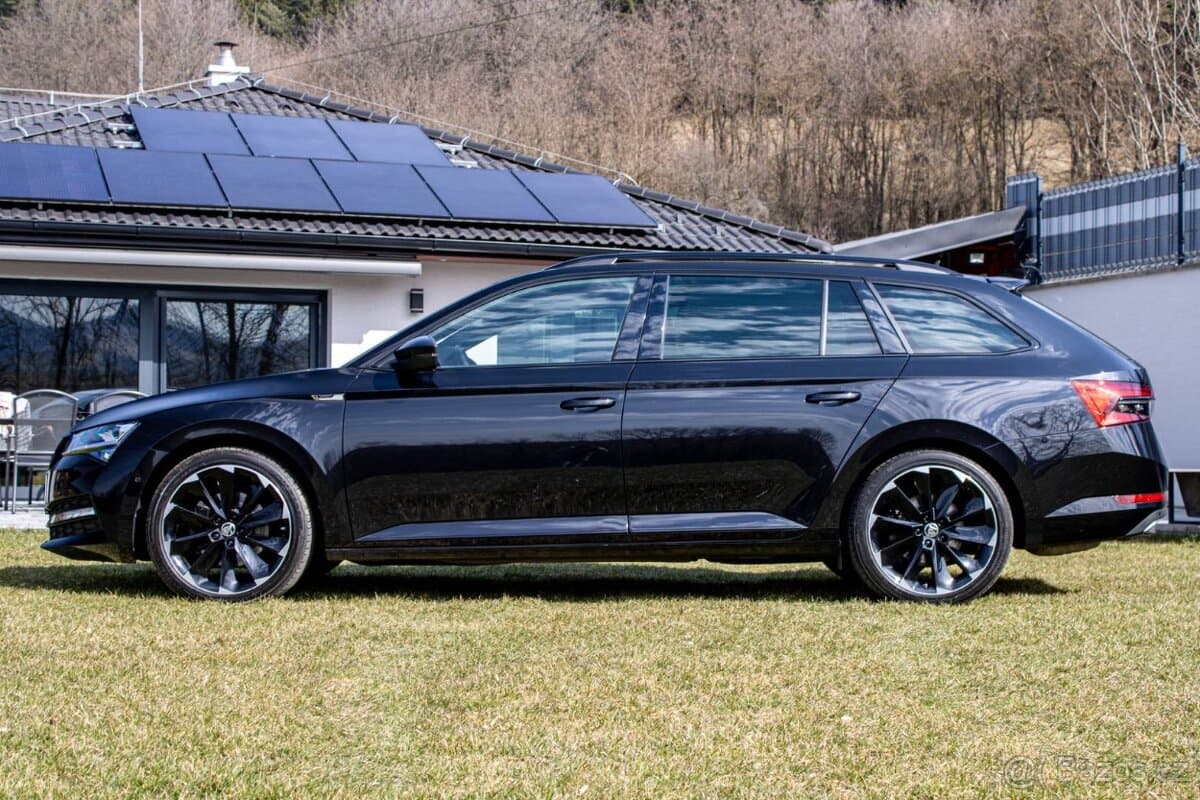 2022 Škoda SUPERB - 8