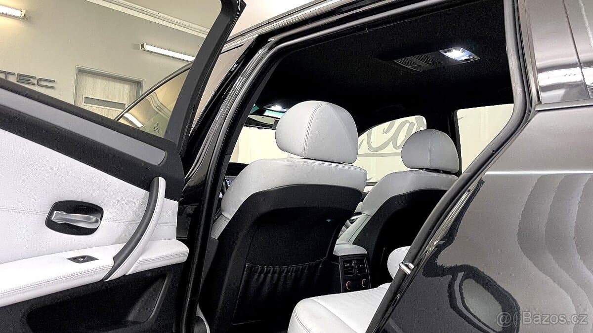 2007 BMW M5 - 8