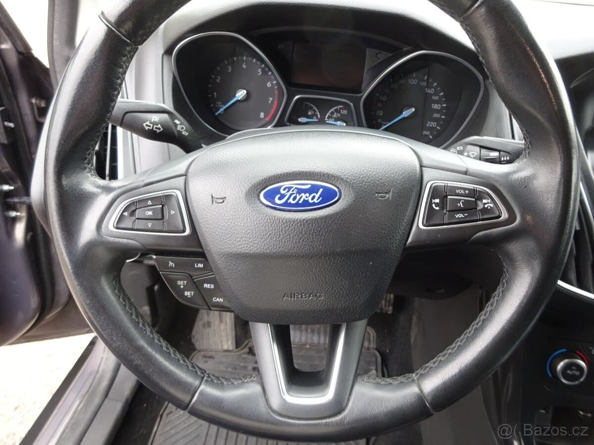 2015 Ford FOCUS - 8