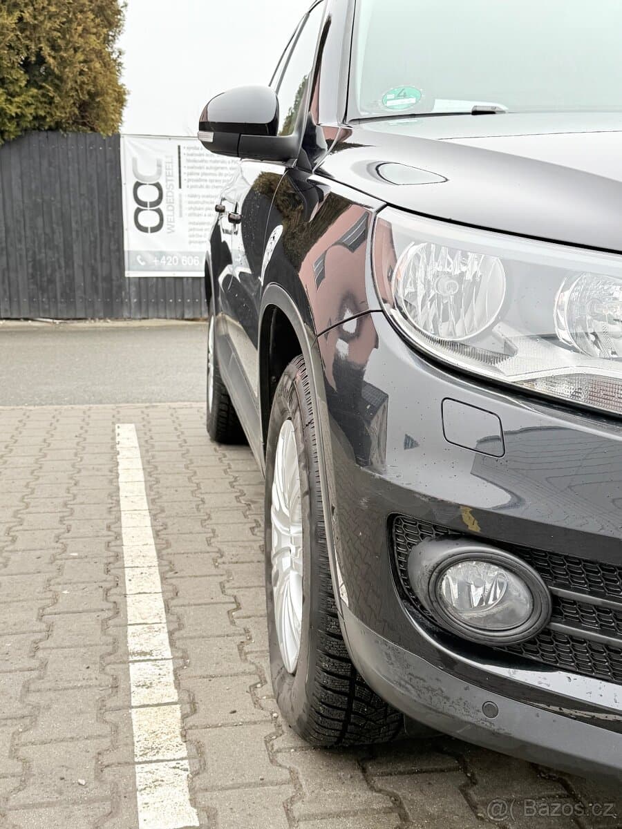 2012 Volkswagen TIGUAN - 8