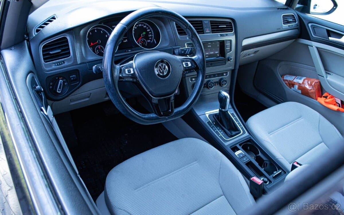 2013 Volkswagen GOLF - 8