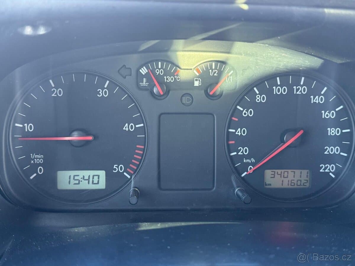 2001 Volkswagen MULTIVAN - 8