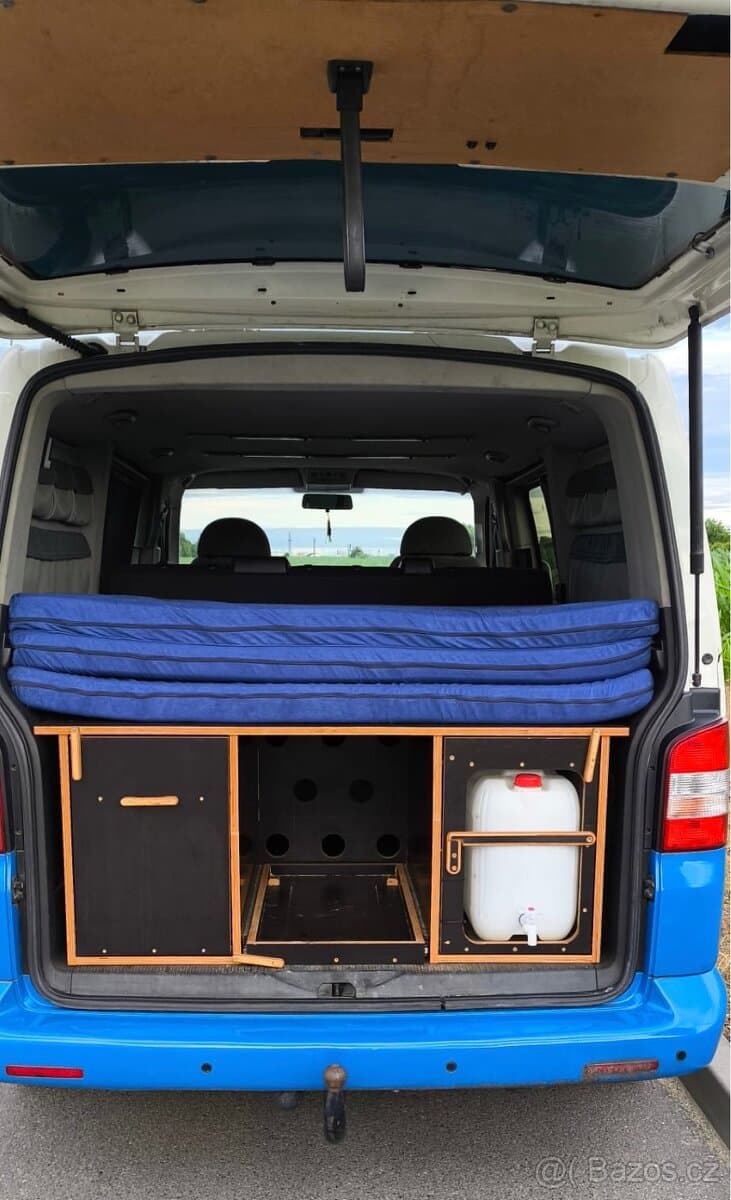 2009 Volkswagen CARAVELLE - 8