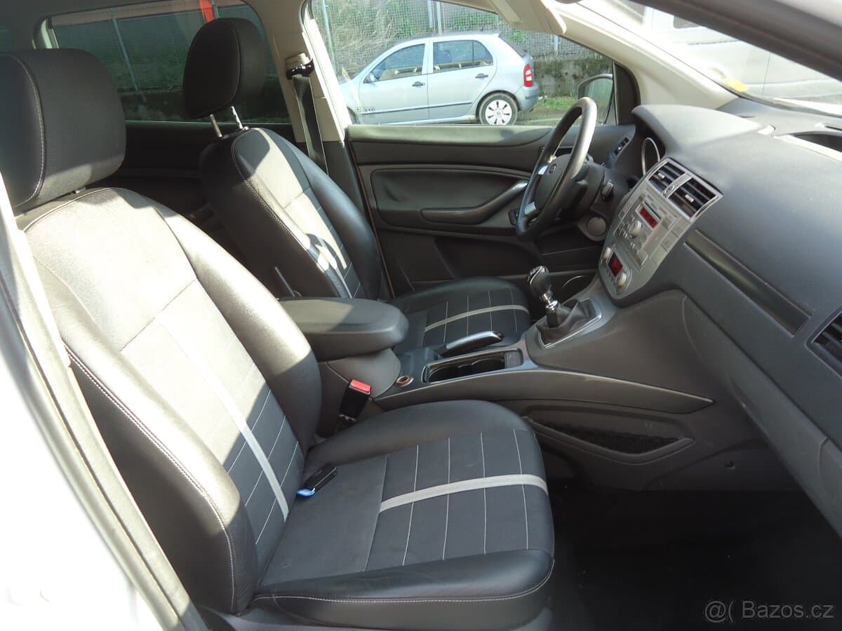 2010 Ford KUGA - 8
