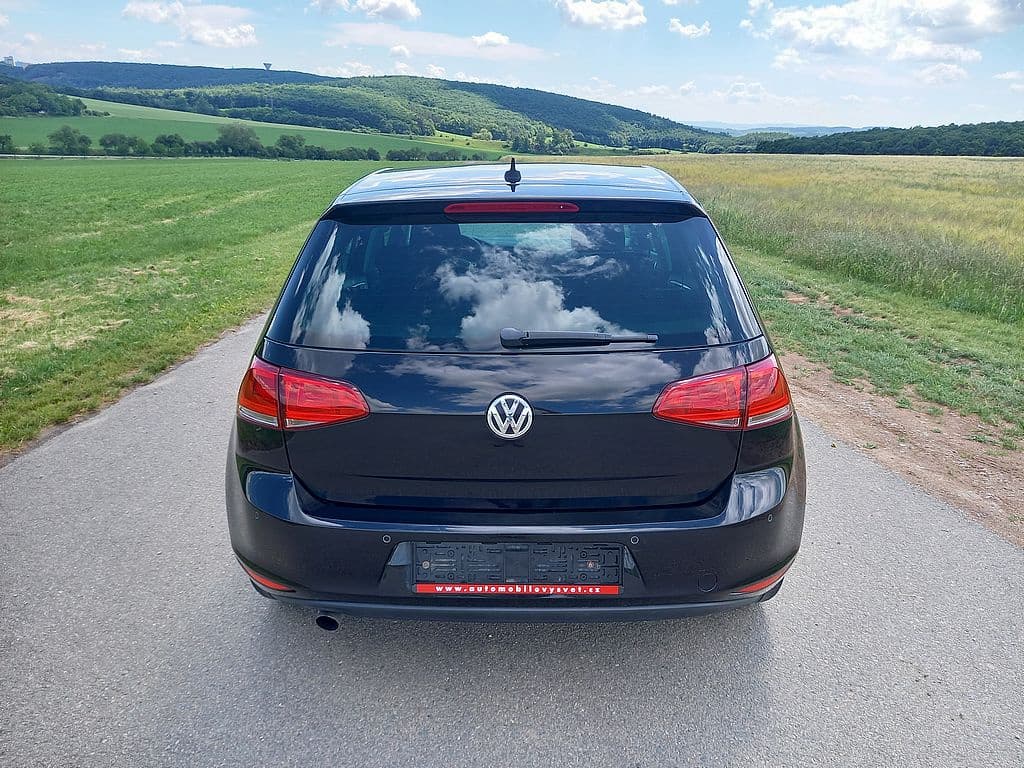 2016 Volkswagen GOLF - 8