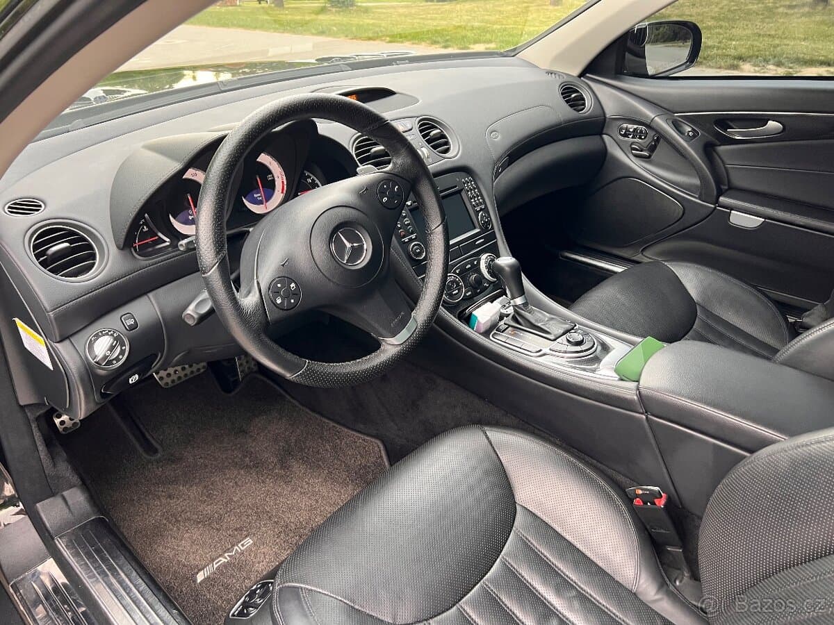 Mercedes-Benz SL - 8