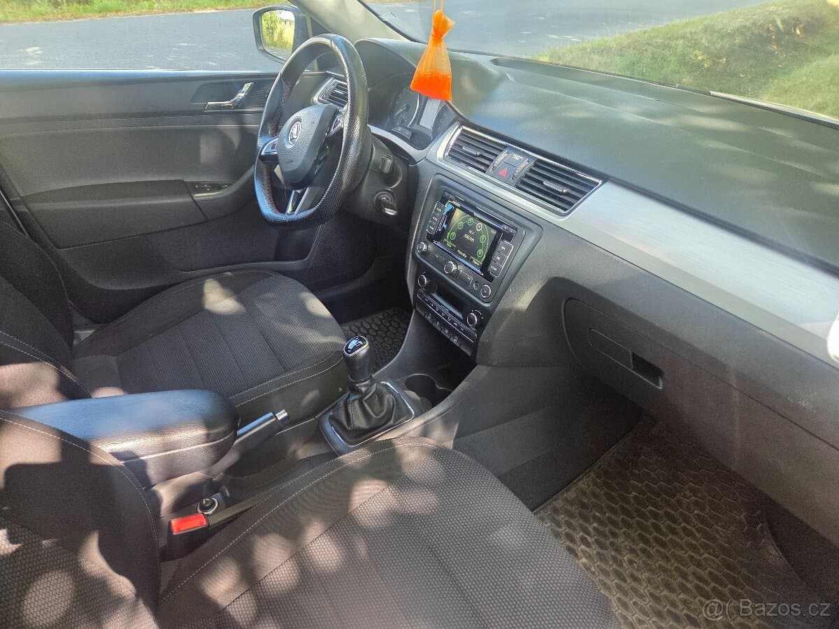 2014 Škoda RAPID - 8