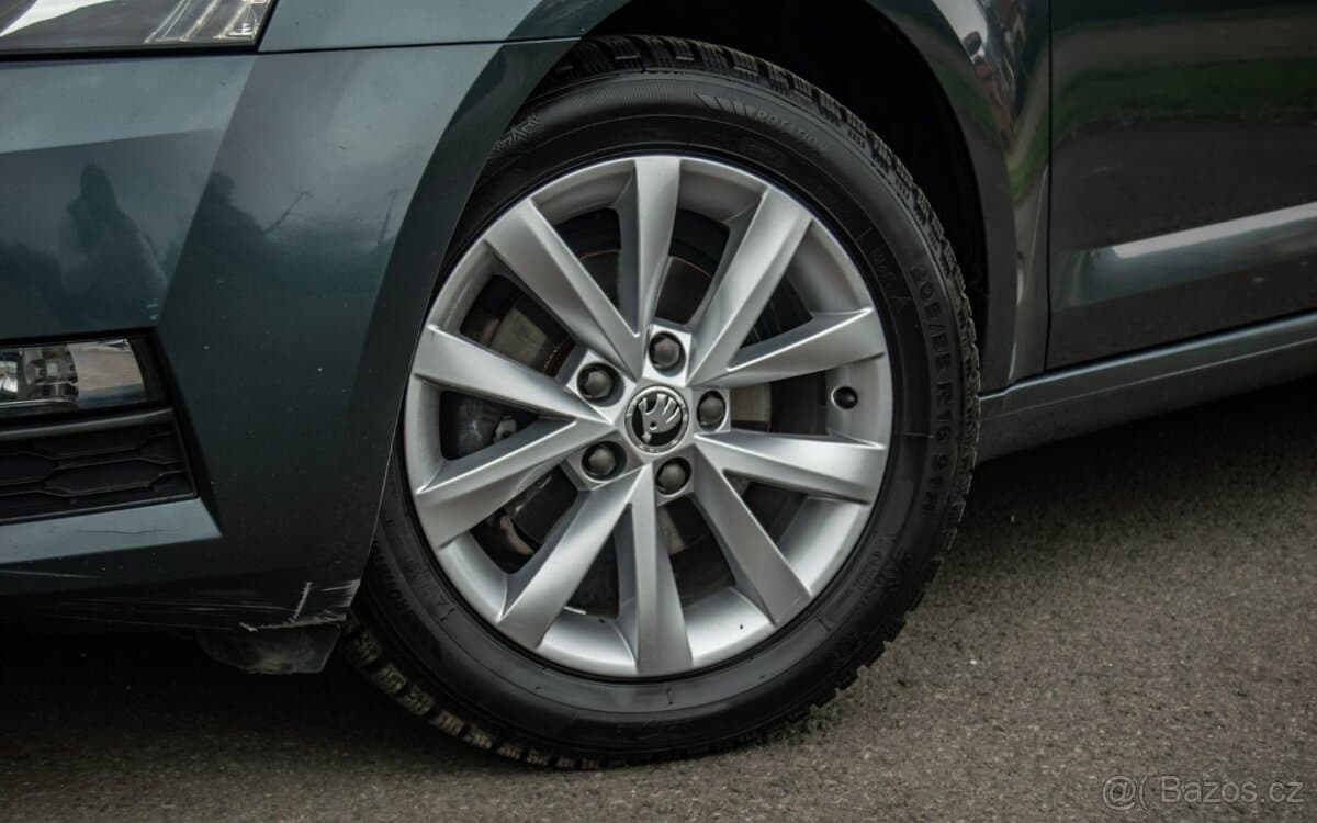 2018 Škoda OCTAVIA - 8