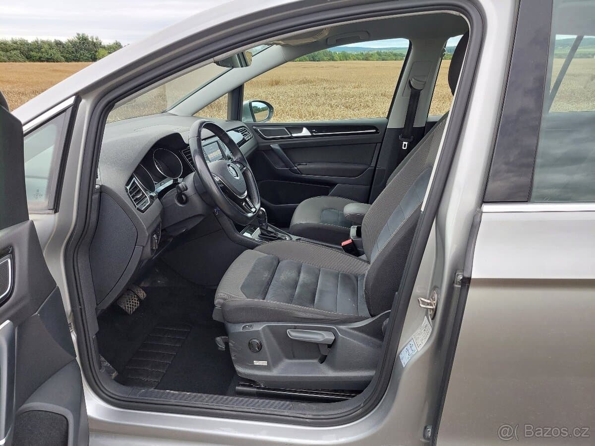 2016 Volkswagen GOLF - 8