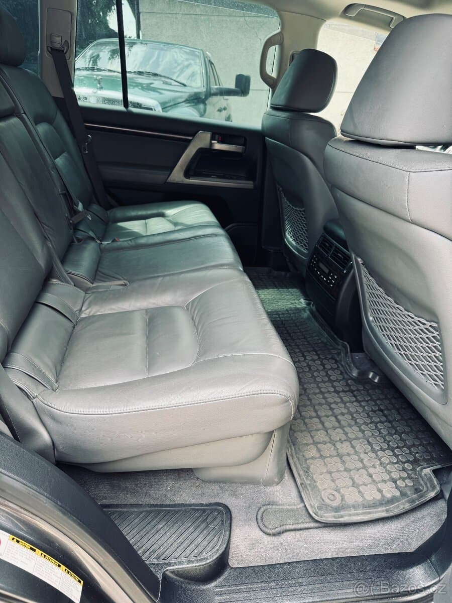 2009 Toyota LAND CRUISER - 8