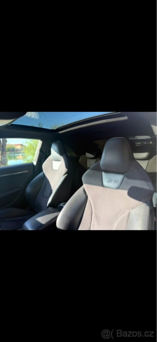 2010 Audi S5 - 8