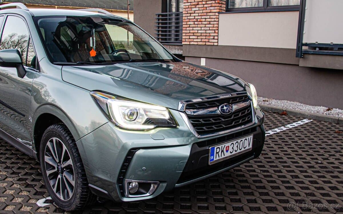 2017 Subaru FORESTER - 8