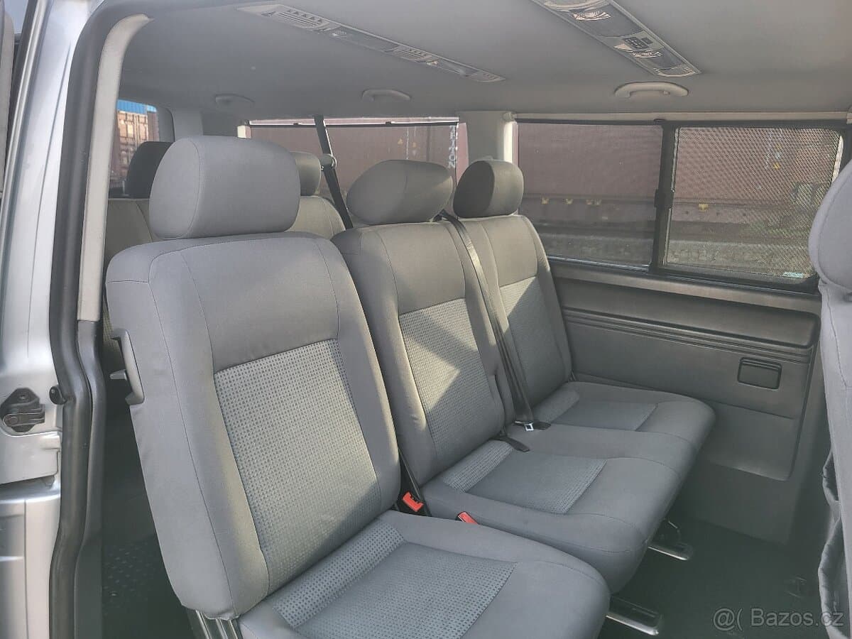 Volkswagen CARAVELLE - 8