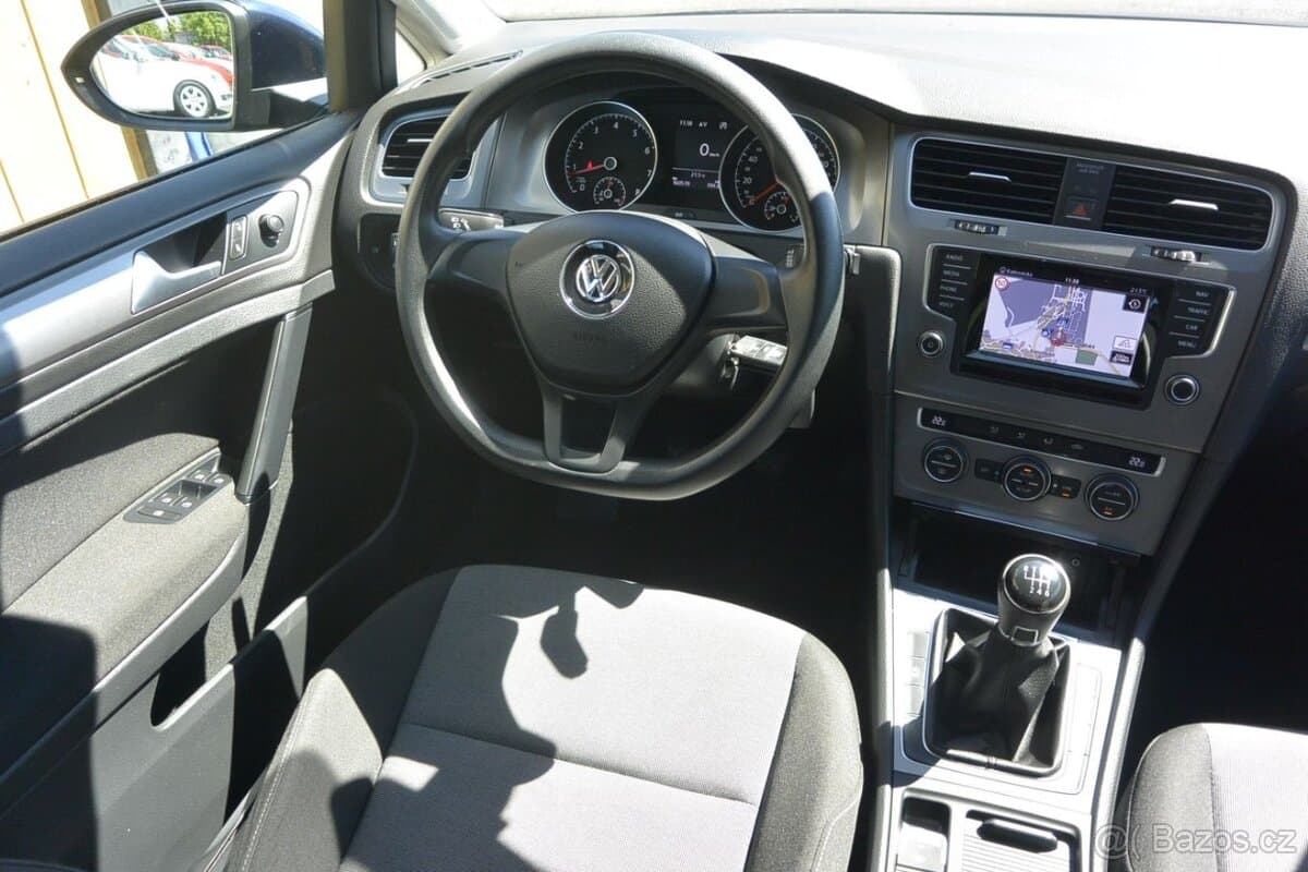 2013 Volkswagen GOLF - 8