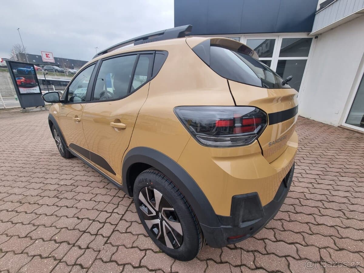 Dacia SANDERO - 8