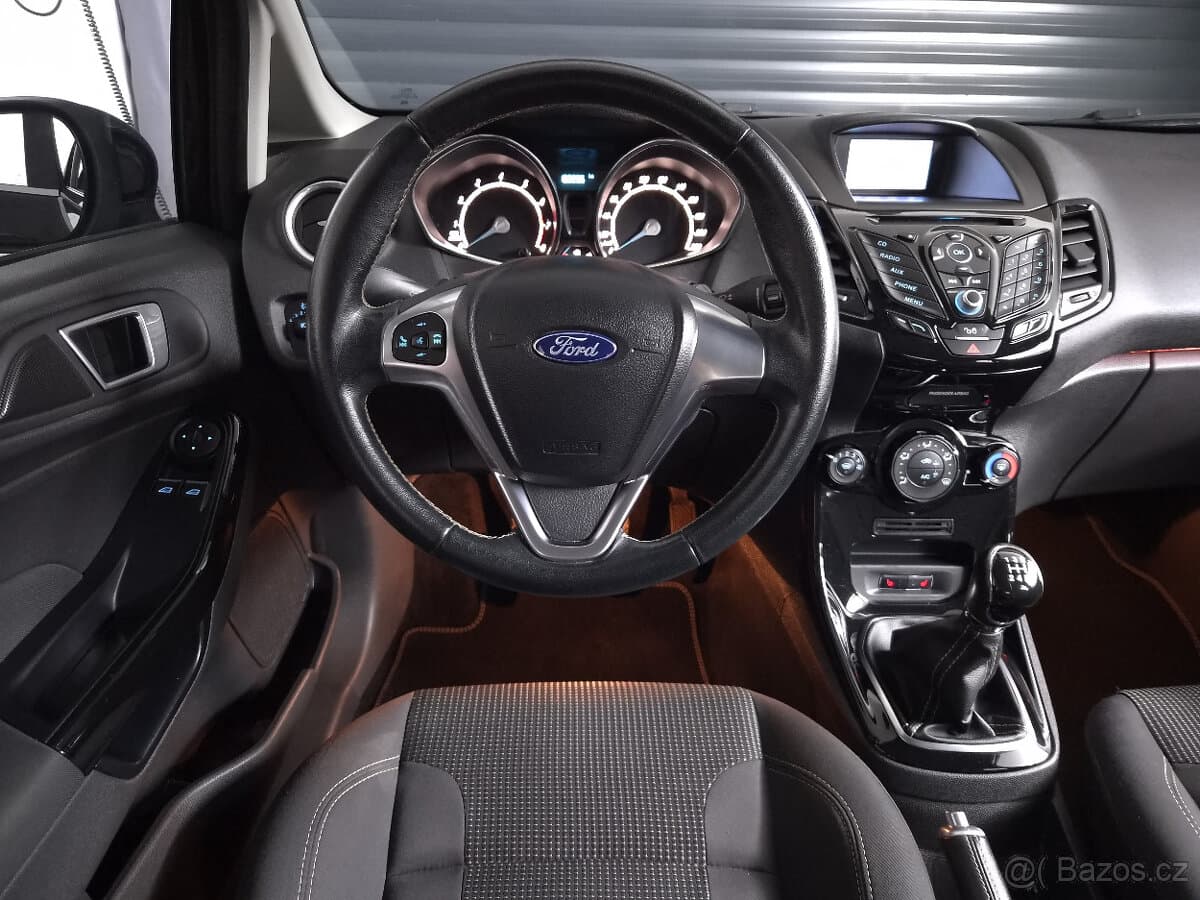 2017 Ford FIESTA - 8