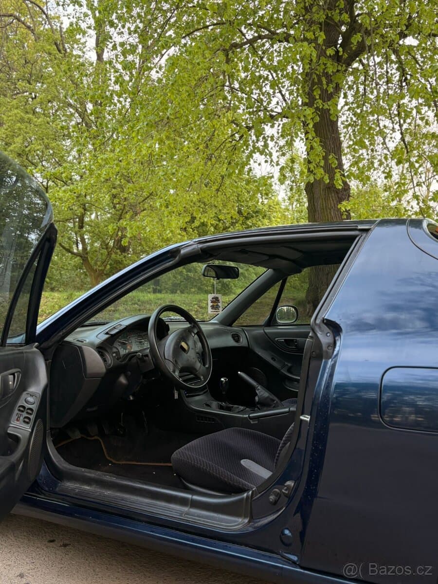 1992 Honda CRX - 8