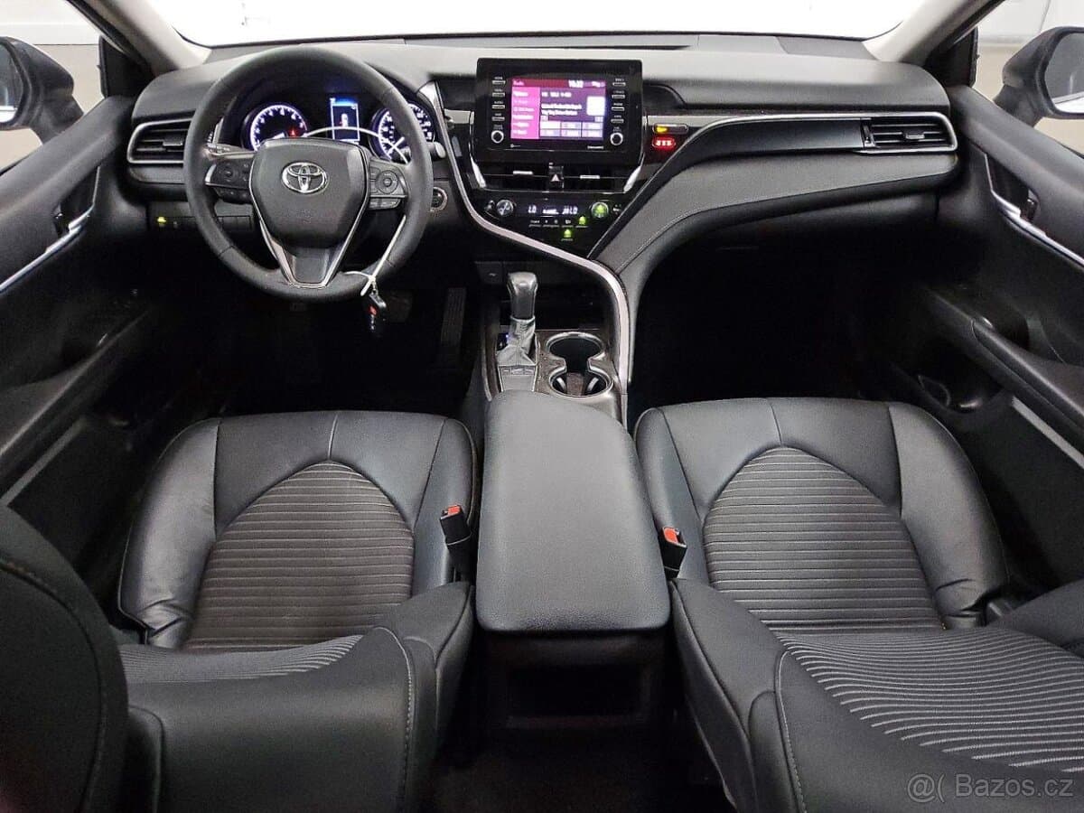 2024 Toyota CAMRY - 8