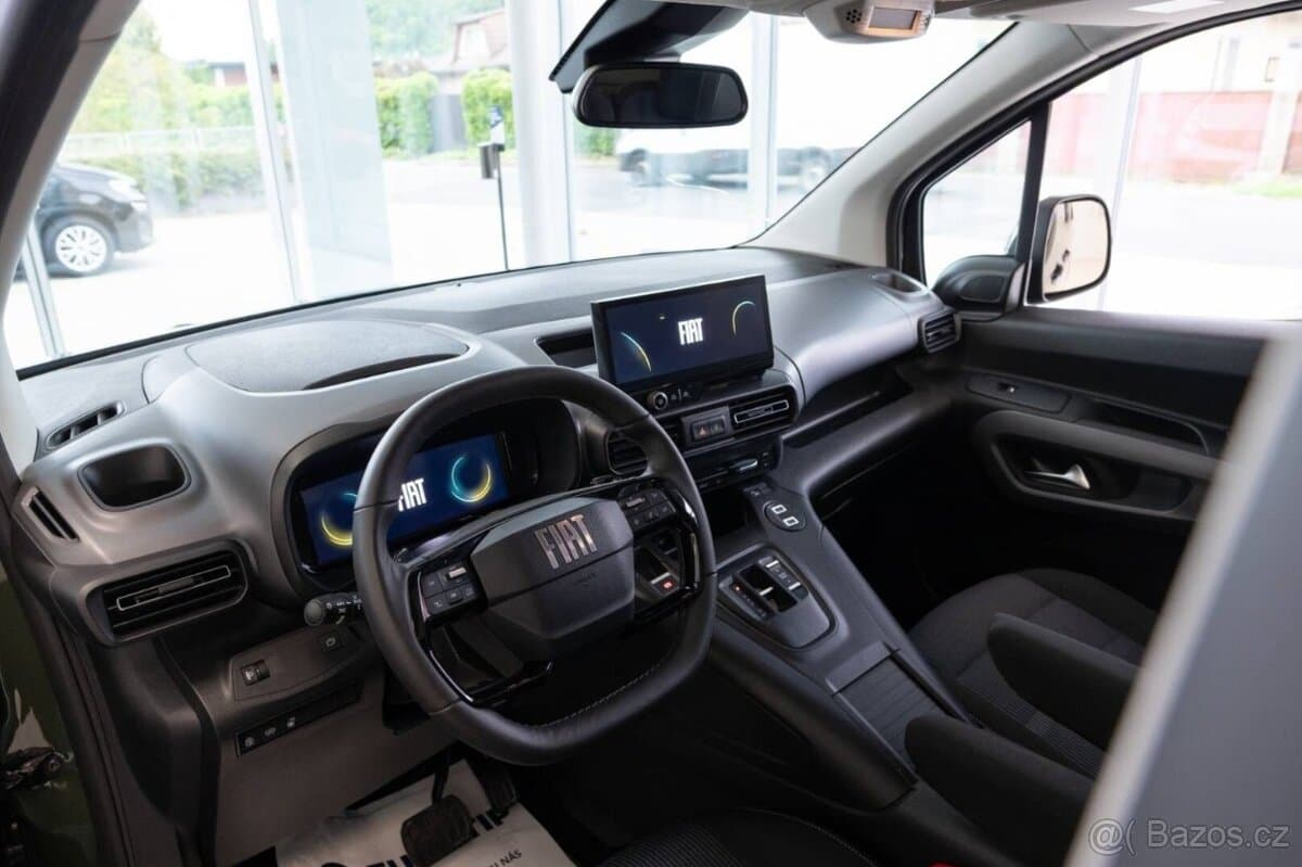 2025 Fiat DOBLO - 8