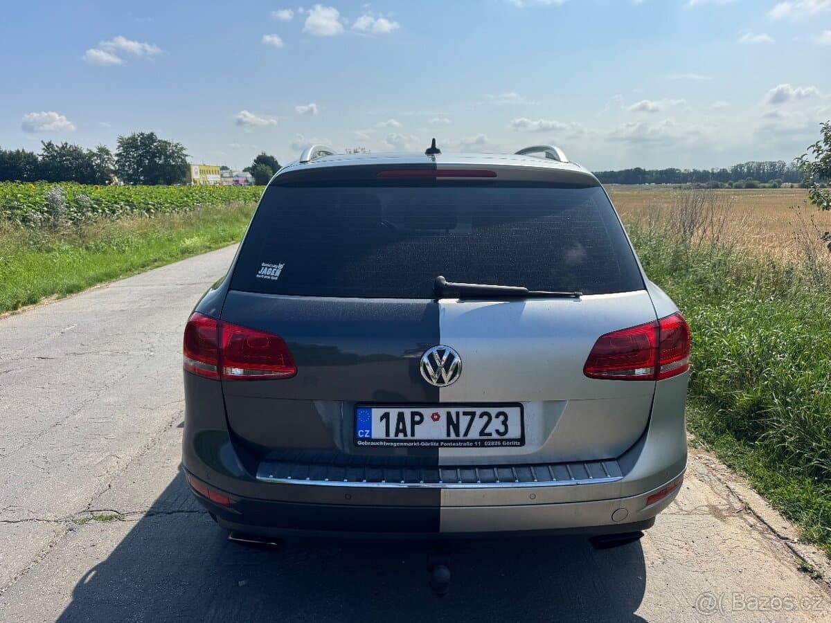 2010 Volkswagen TOUAREG - 8